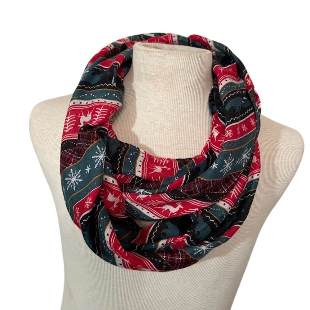 Women Christmas Infinity Scarf Deer Snowflake Pattern old world folk grandmacore - Picture 3 of 8